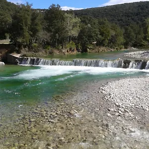 le-rocher-de-sampzon.hotels-rhonealpes.com/